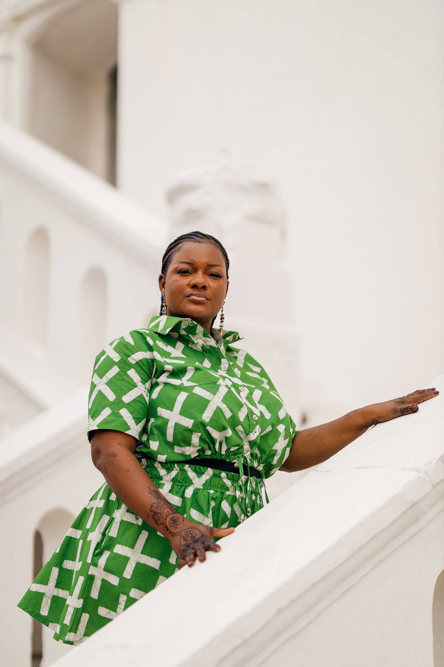 Basic Batik Crop Shirt